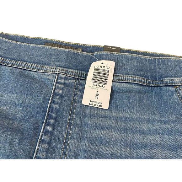 Torrid Womens Plus Size Denim Shorts 5X NWT Medium Wash 5-Pocket Stretch Casual - Picture 3 of 5
